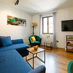 Heritage De Amicis Apartment *